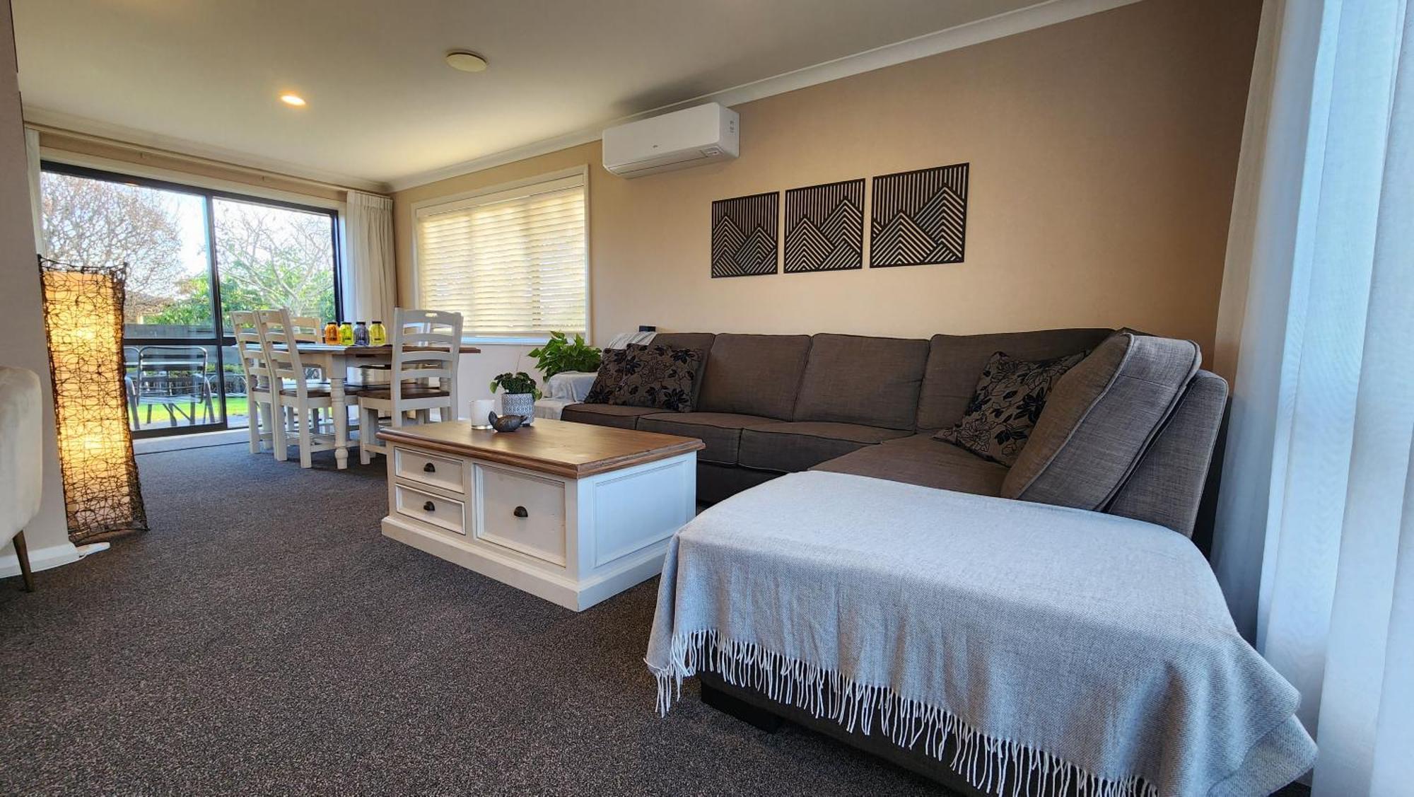 Huntington Honey Apartment Хамилтън Екстериор снимка
